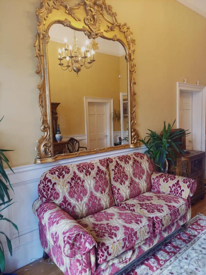 Mount Pleasant Country House Hostal Lucan Exterior foto